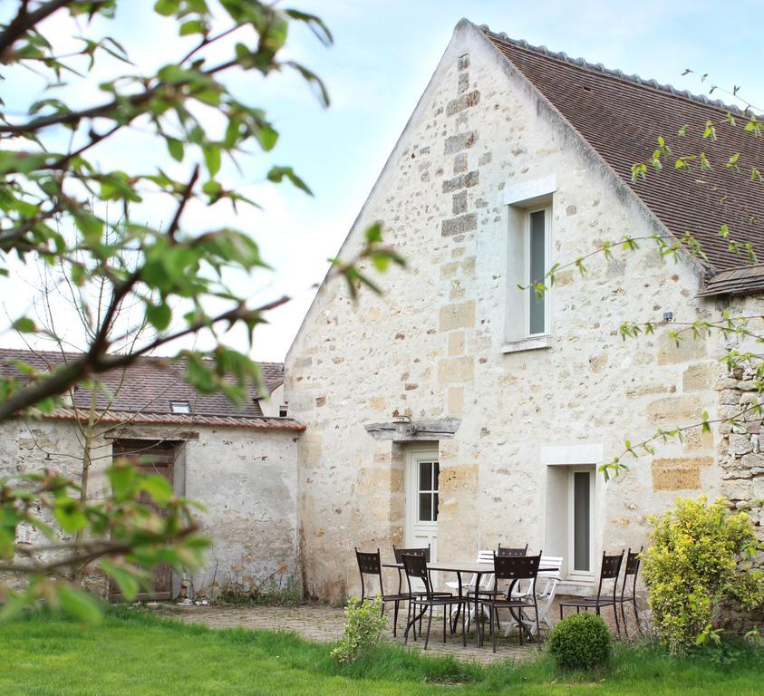 Gites De La Grande Ferme Avernes ภายนอก รูปภาพ